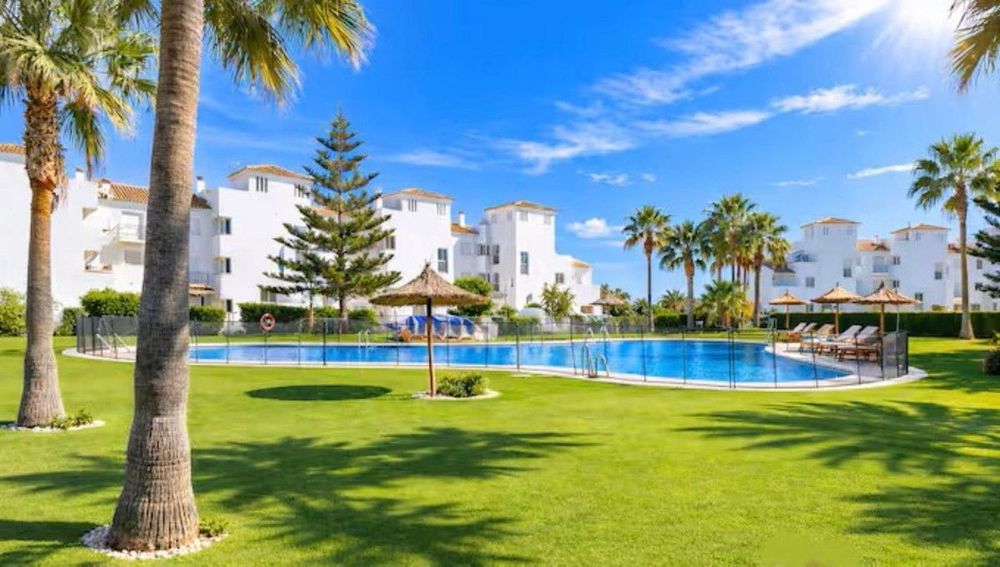 Apartment | Resale in Manilva in Manilva Others, Costa del Sol - Main property photo