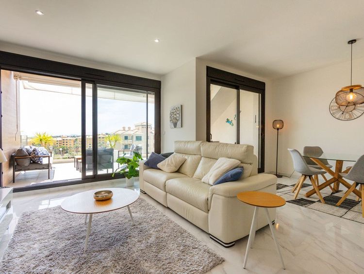 Penthouse | Resale in Villamartin in Villamartin, Costa Blanca - Photo 5