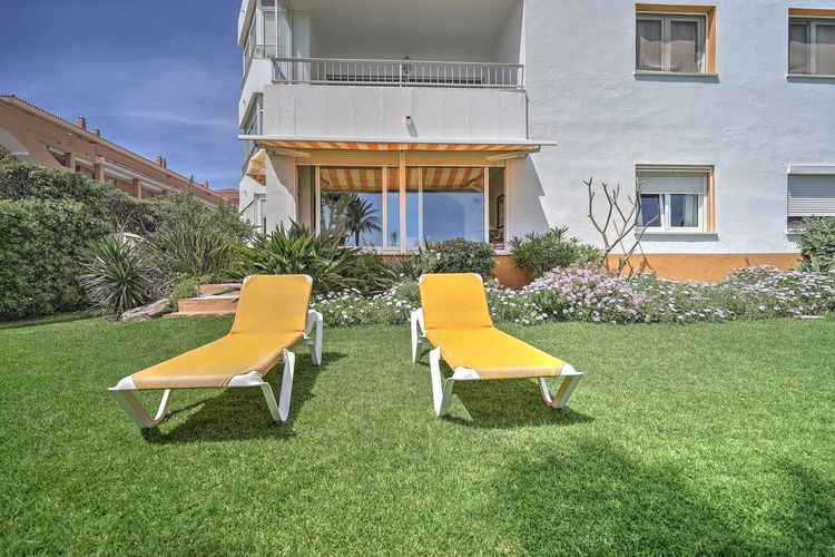 Apartment | Resale in La Cala de Mijas in La Cala de Mijas, Costa del Sol - Photo 2