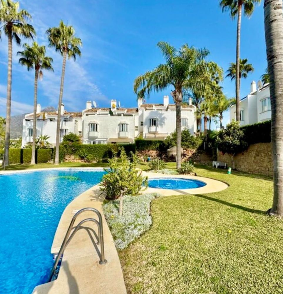 House | Resale in The Golden Mile in The Golden Mile, Nagueles-Milla de Oro, Costa del Sol - Main property photo