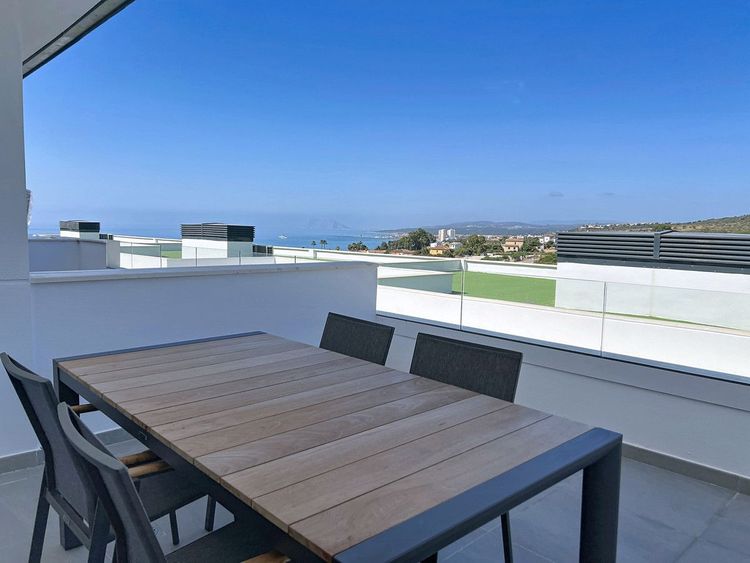 House | Resale in Manilva in Manilva Others, Costa del Sol - Photo 4