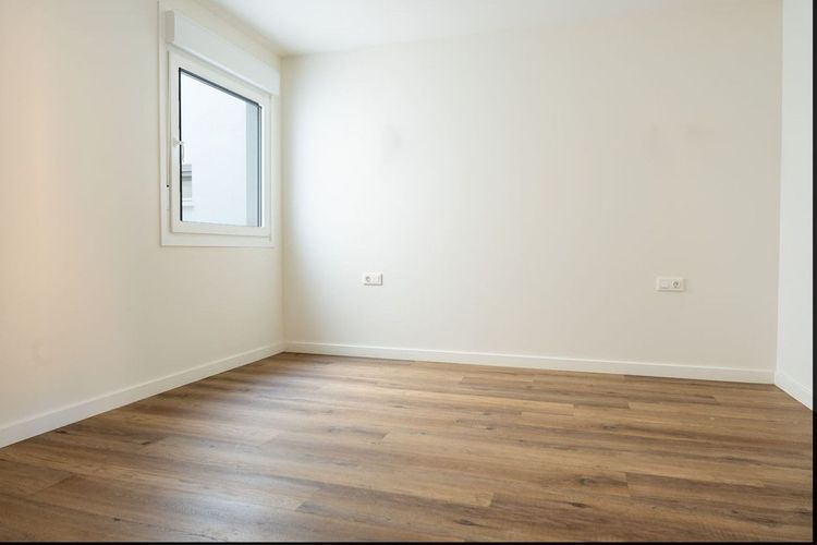 Apartment | Resale in Torreblanca in Torreblanca, Costa del Sol - Photo 5