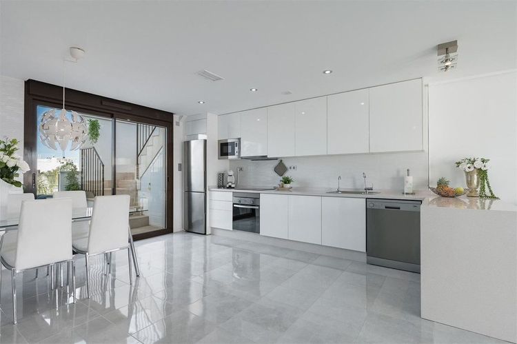 Penthouse | Resale in Pilar de la Horadada in Pilar de la Horadada, Costa Blanca - Photo 3