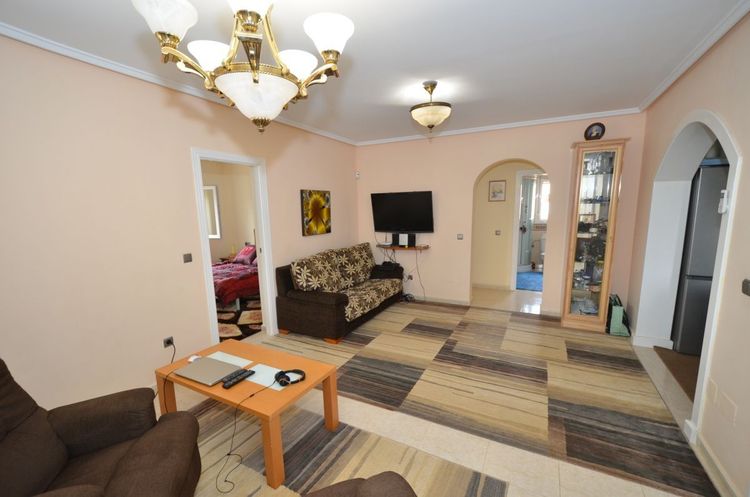 House | Resale in Benijofar in Benijofar, Costa Blanca - Photo 2