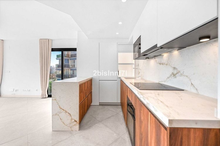 Apartment | Resale in Fuengirola in Fuengirola Others, Costa del Sol - Photo 5