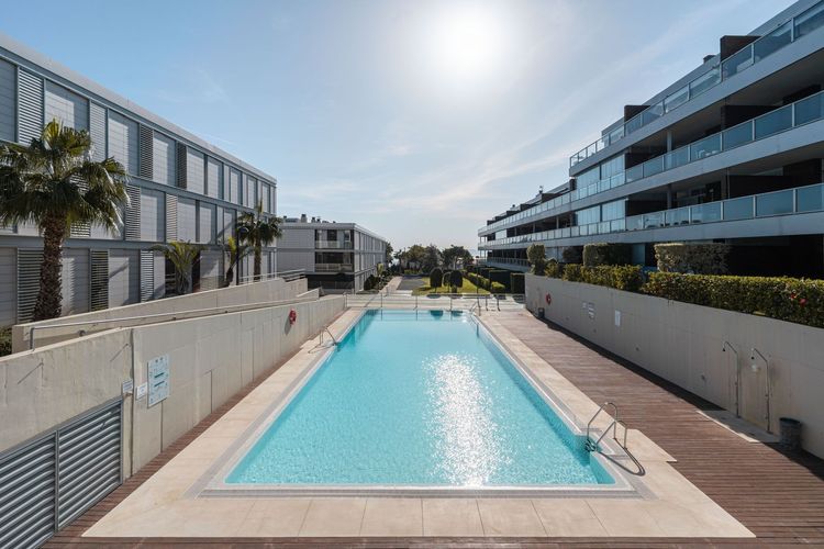 Apartment | Resale in La Duquesa - Development photo 1