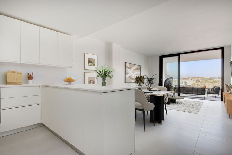 Apartment | Resale in Fuengirola in Fuengirola Others, Costa del Sol - Photo 5