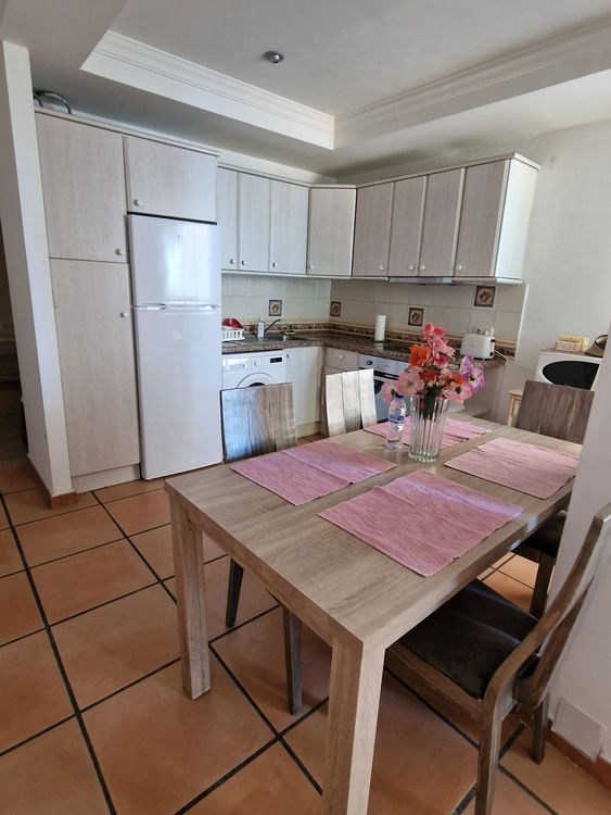 Apartment | Resale in Estepona in Estepona, Costa del Sol - Photo 4