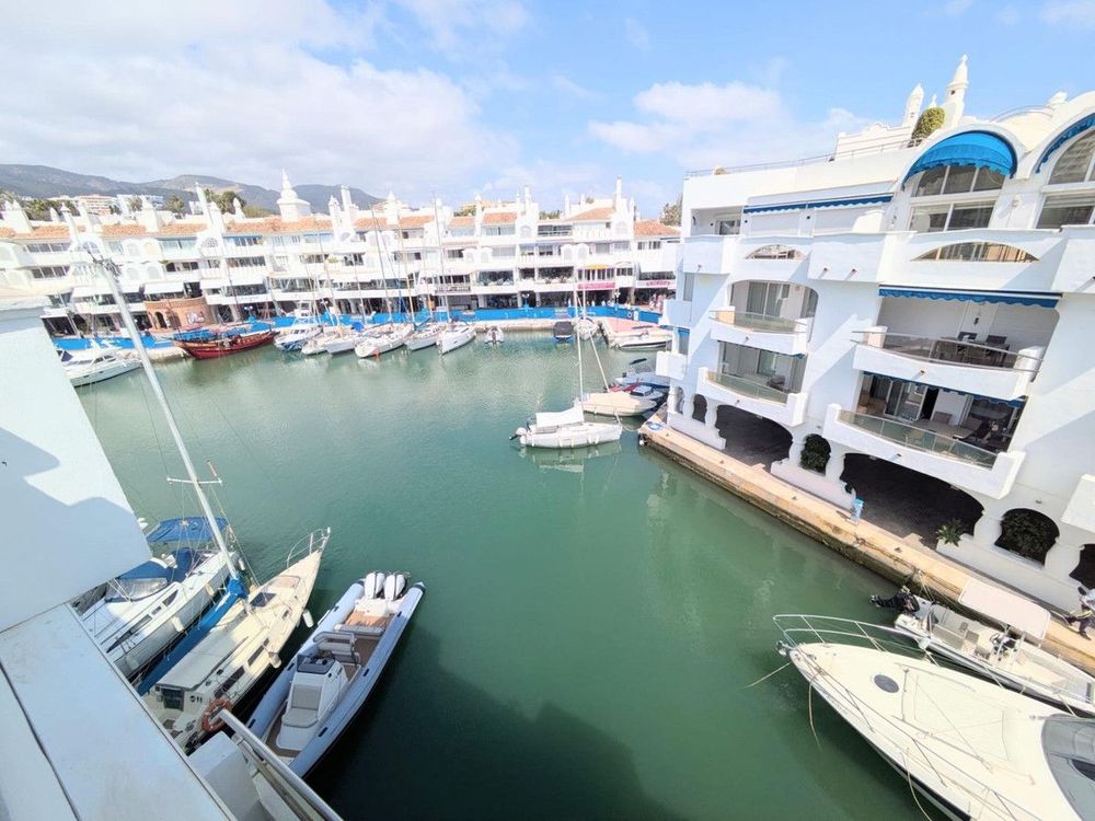 Apartment | Resale in Benalmadena in Benalmadena Others, Costa del Sol - Main property photo