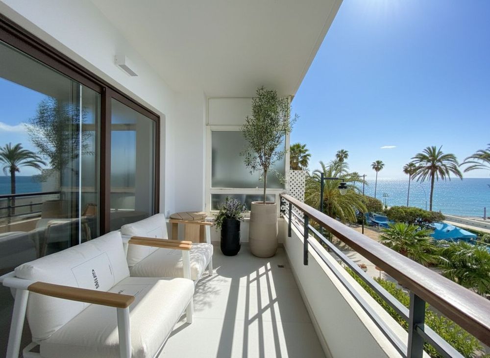 Apartment | Resale in Estepona in Estepona, Costa del Sol - Main property photo