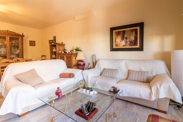Apartment | Resale in Cabopino in Cabopino, Costa del Sol - Photo 5