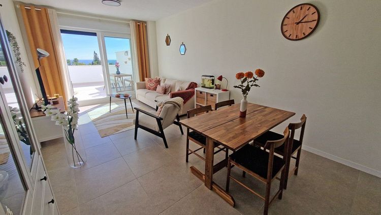 Apartment | Resale in Estepona in Estepona, Costa del Sol - Photo 3
