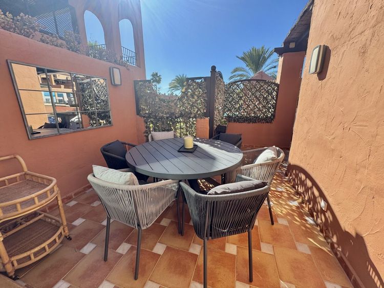 Penthouse | Resale in Guadalmina Baja in Guadalmina Baja, Costa del Sol - Photo 4