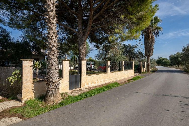 House | Resale in Alhaurín el Grande in Alhaurín el Grande, Costa del Sol - Photo 2