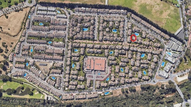 Apartment | Resale in La Dama de Noche-La Alzambra in La Dama de Noche-La Alzambra, Costa del Sol - Photo 3