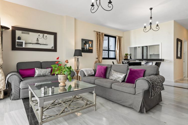 Apartment | Resale in Puerto Banús - Development photo 1