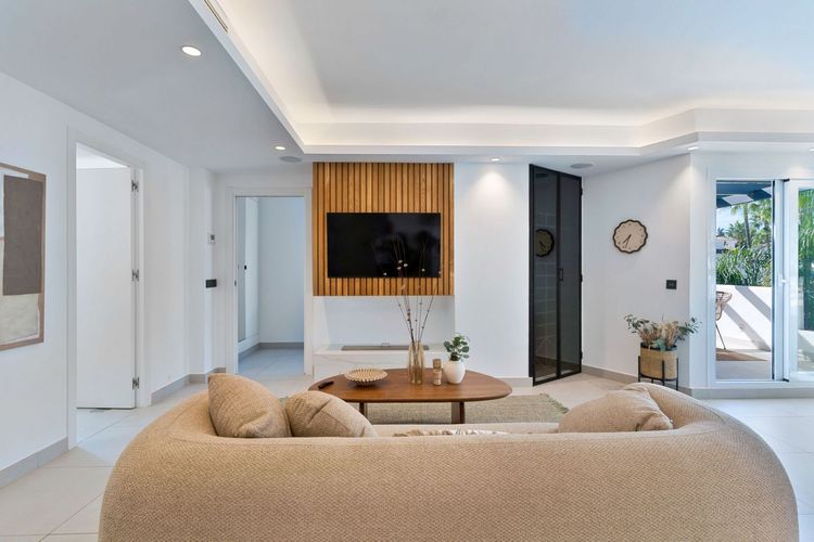 Penthouse | Resale in Nueva Andalucía in Nueva Andalucía Others, Costa del Sol - Photo 3