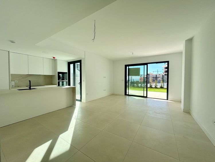 Apartment | Resale in Fuengirola Others in Fuengirola Others, Costa del Sol - Photo 3