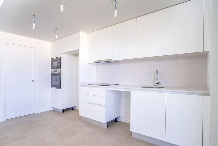 Apartment | Resale in Torremolinos in Torremolinos Others, Torremolinos, Costa del Sol - Photo 4