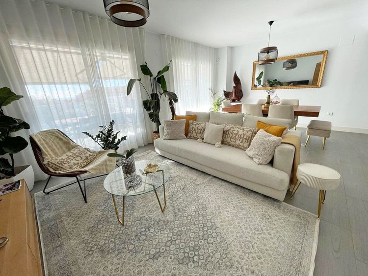 Apartment | Resale in Fuengirola in Fuengirola Others, Costa del Sol - Photo 5