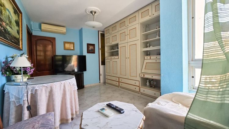Apartment | Resale in Marbella in Marbella Others, Costa del Sol - Photo 2