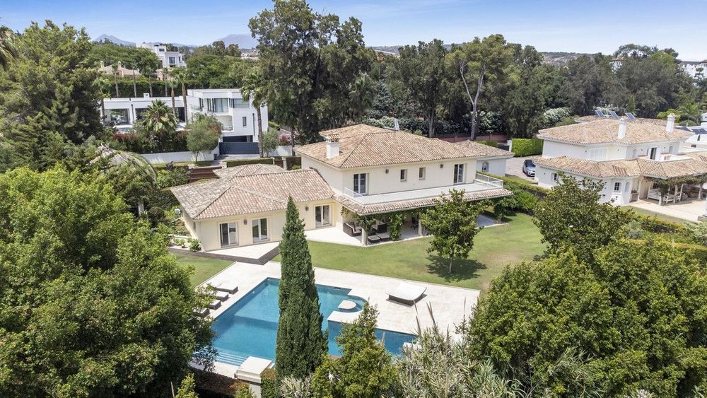 House | Resale in Sotogrande Costa in Sotogrande Costa, Costa del Sol - Main property photo