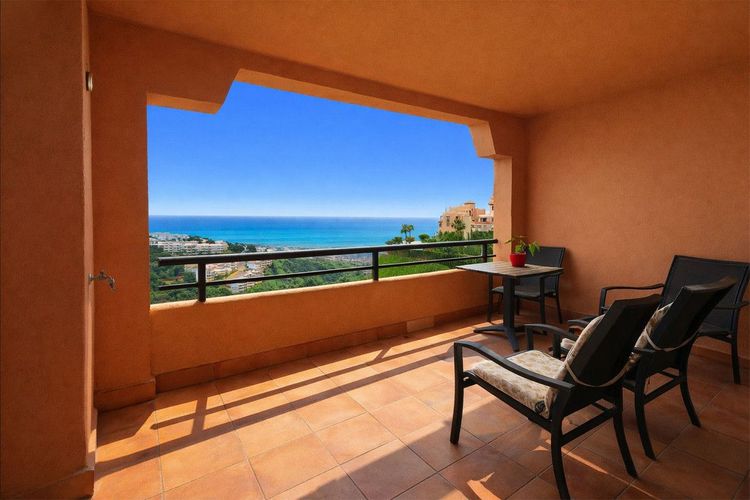 Apartment | Resale in Calahonda - Development photo 1