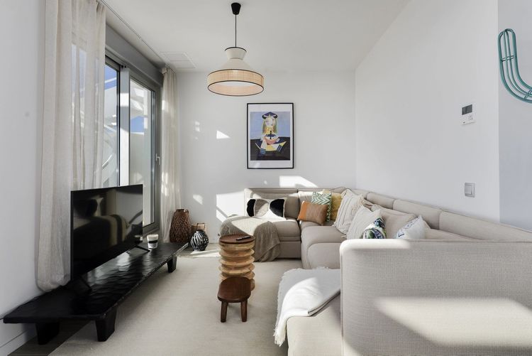 Apartment | Resale in New Golden Mile in New Golden Mile, Costa del Sol - Photo 3