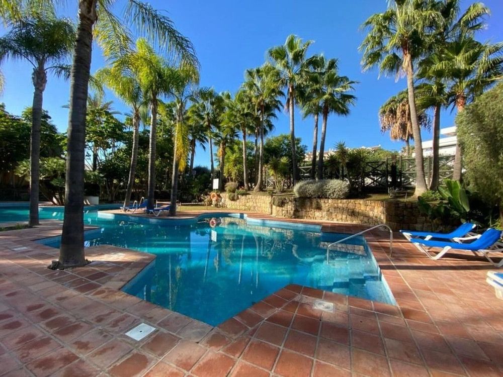 Apartment | Resale in Atalaya in Atalaya, Costa del Sol - Main property photo