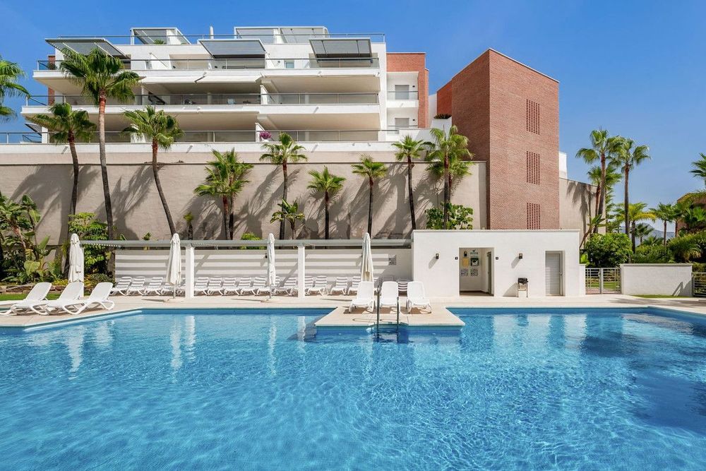 Apartment | Resale in Benahavís in Benahavís Others, Costa del Sol - Main property photo