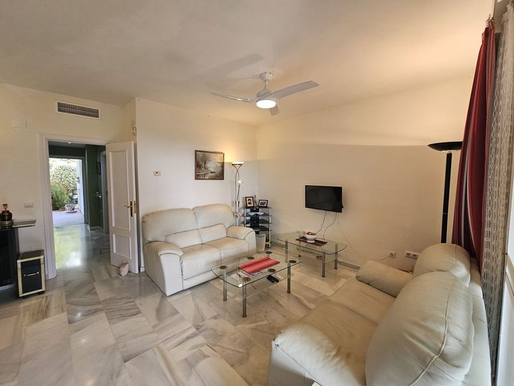 Apartment | Resale in Miraflores in Miraflores, Costa del Sol - Photo 3
