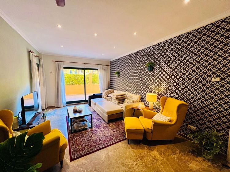 Apartment | Resale in San Pedro de Alcántara in San Pedro de Alcántara Others, Costa del Sol - Photo 2