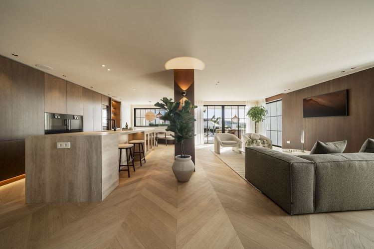 House | Resale in Nueva Andalucía in Nueva Andalucía Others, Costa del Sol - Photo 5