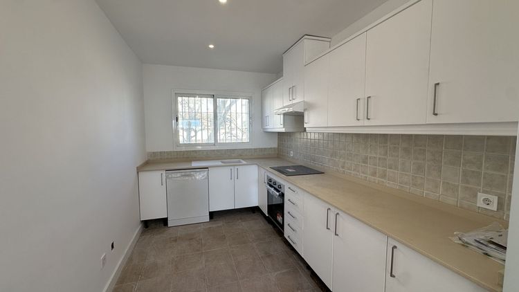 Apartment | Resale in Mijas Costa in Mijas Costa, Costa del Sol - Photo 3