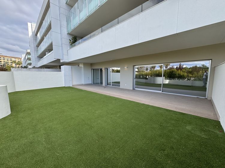 Apartment | Resale in San Pedro de Alcántara in San Pedro de Alcántara Others, Costa del Sol - Photo 4