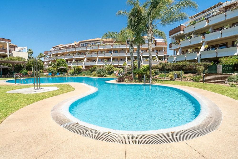 Penthouse | Resale in Riviera del Sol in Riviera del Sol, Costa del Sol - Main property photo