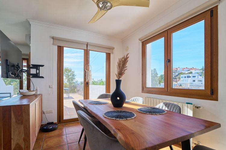 House | Resale in Torreblanca in Torreblanca, Costa del Sol - Photo 4