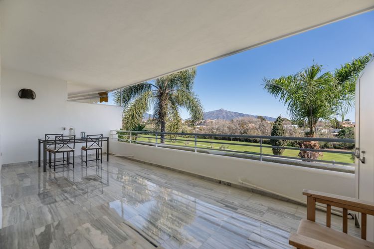 Apartment | Resale in Guadalmina Baja - Development photo 1