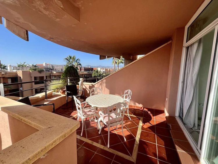 Apartment | Resale in Marbella in Marbella Others, Costa del Sol - Photo 4