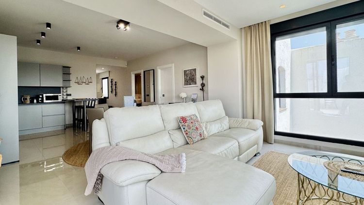 Penthouse | Resale in Puerto Banús in Puerto Banús, Costa del Sol - Photo 3