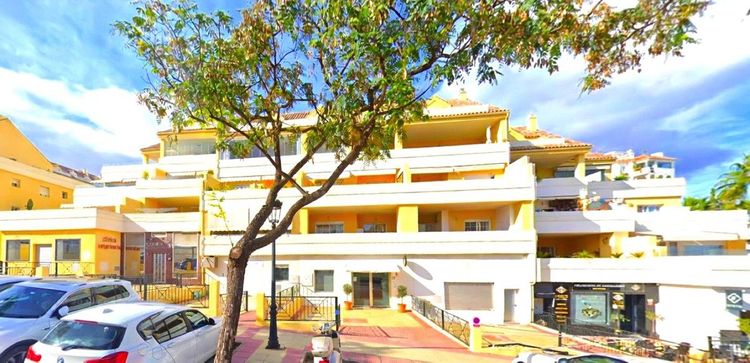 Apartment | Resale in Estepona - Development photo 1