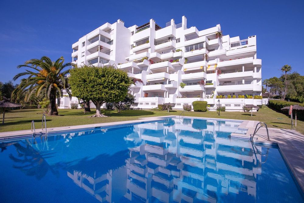 Apartment | Resale in Guadalmina Alta in Guadalmina Alta, Costa del Sol - Main property photo