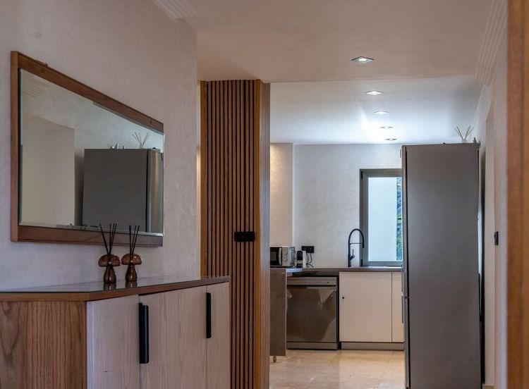 Apartment | Resale in Estepona in Estepona, Costa del Sol - Photo 5