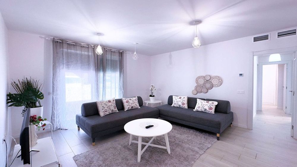 Apartment | Resale in Marbella in Marbella Others, Costa del Sol - Main property photo