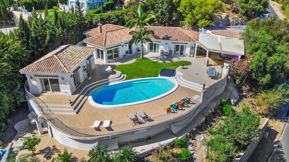 House | Resale in Sierrezuela in Sierrezuela, Costa del Sol - Main property photo