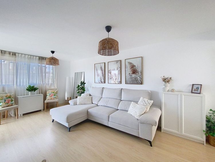 Penthouse | Resale in Estepona in Estepona, Costa del Sol - Photo 5