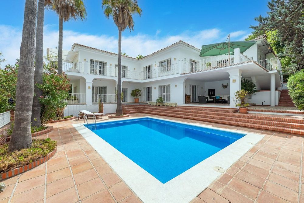 House | Resale in Alhaurín el Grande in Alhaurín el Grande, Costa del Sol - Main property photo