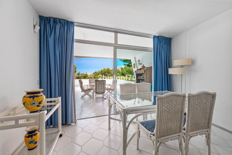 Apartment | Resale in Miraflores in Miraflores, Costa del Sol - Photo 4