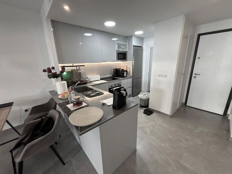 Apartment | Resale in Playa Flamenca in Playa Flamenca, Costa Blanca - Photo 5