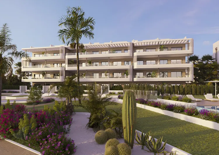Sunset Village in Torrevieja, Costa Blanca - Photo 2